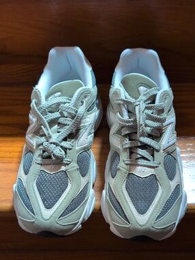 New Balance Gender Inclusive 9060 Sneaker